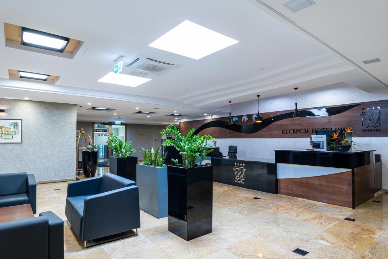 Hotel Wodnik ビィドゴシュチュ エクステリア 写真