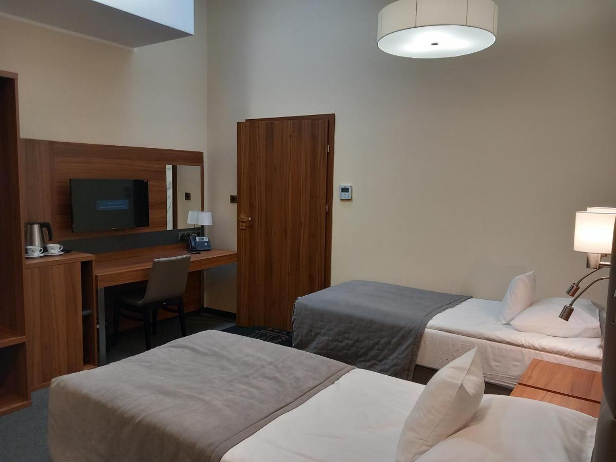 Hotel Wodnik ビィドゴシュチュ エクステリア 写真