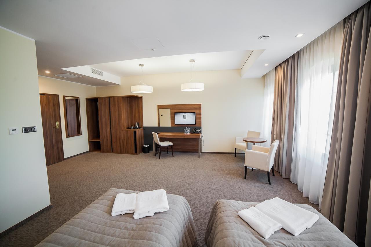 Hotel Wodnik ビィドゴシュチュ エクステリア 写真