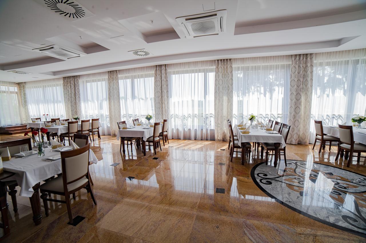 Hotel Wodnik ビィドゴシュチュ エクステリア 写真